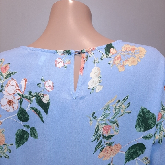 ROSE & THYME Floral Flare Tie Cuff Long Sleeve Blouse Keyhole Scoop Neck - Picture 5 of 12